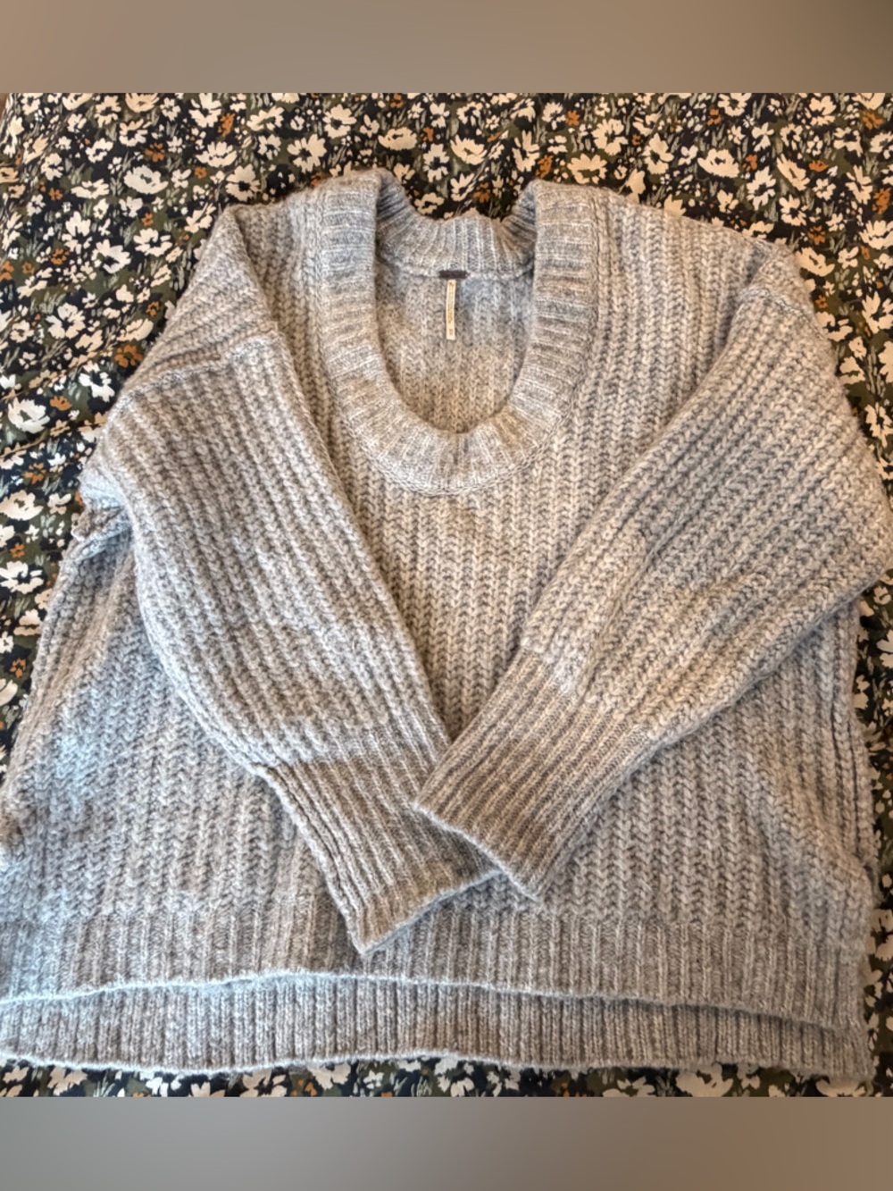 Free People Heather Light Gray Chunky Knit Sweater